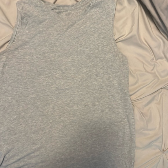 lululemon athletica Gray Sleeveless Top - Picture 2 of 2